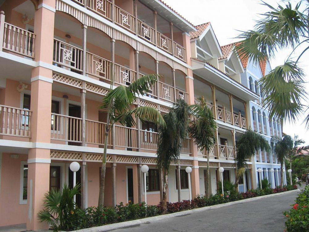 The Marlin At Taino Beach Resort Freeport Bagian luar foto