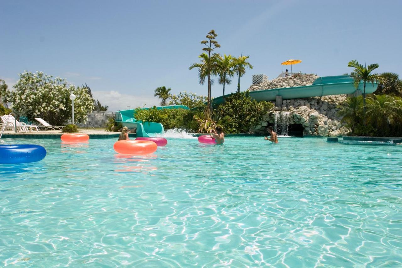 The Marlin At Taino Beach Resort Freeport Bagian luar foto